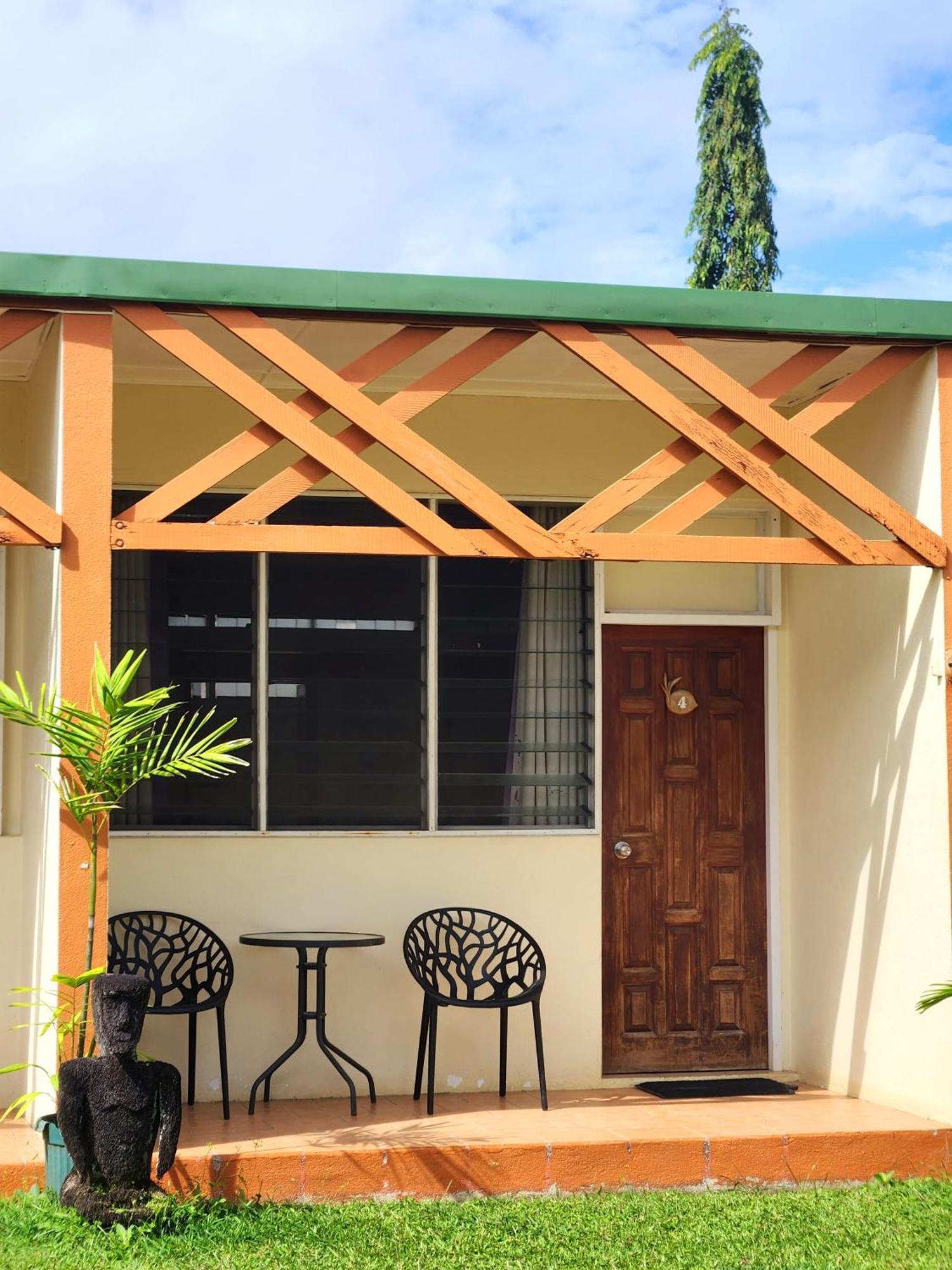 Hotel Santo Vanuatu Luganville Exterior photo