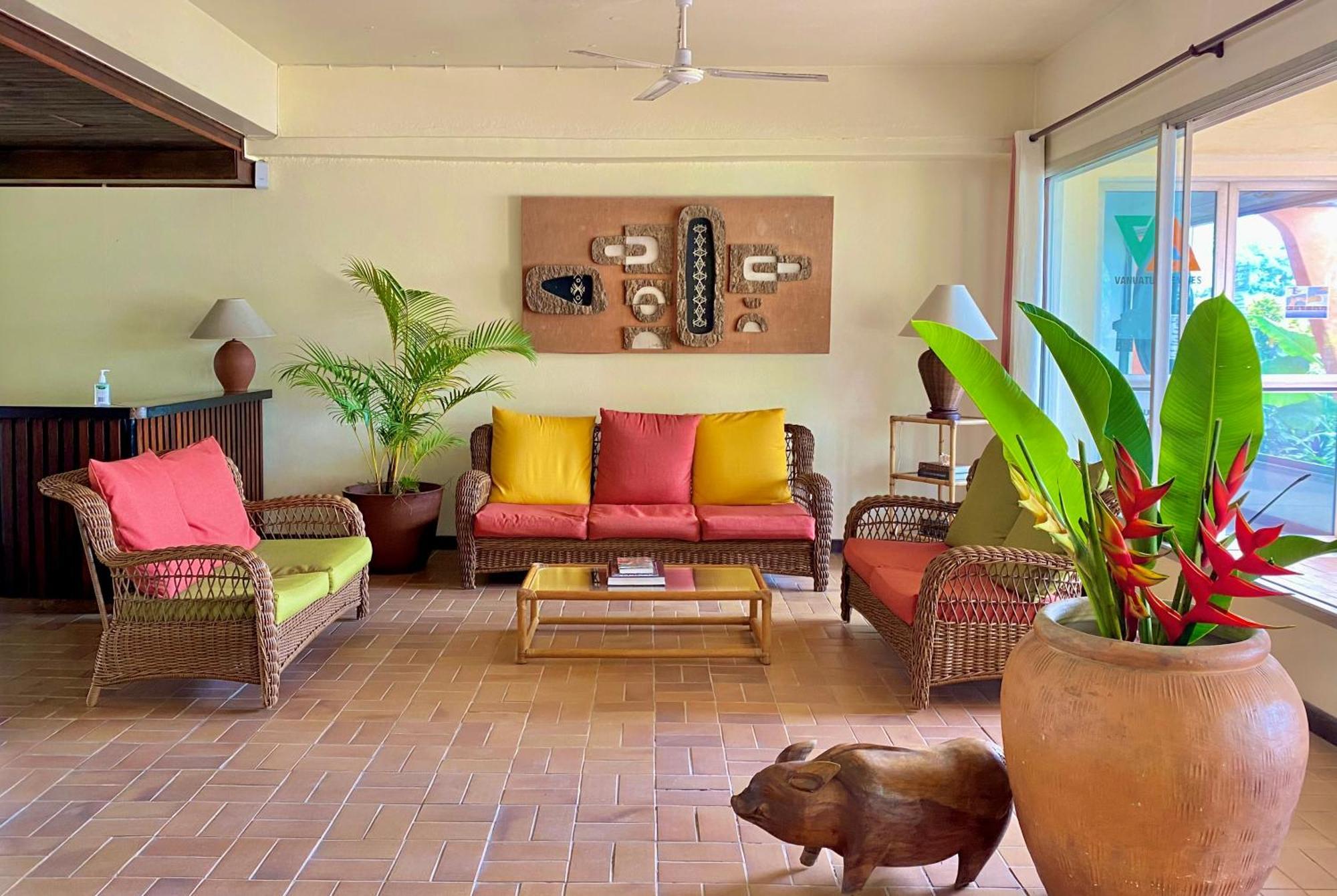 Hotel Santo Vanuatu Luganville Exterior photo