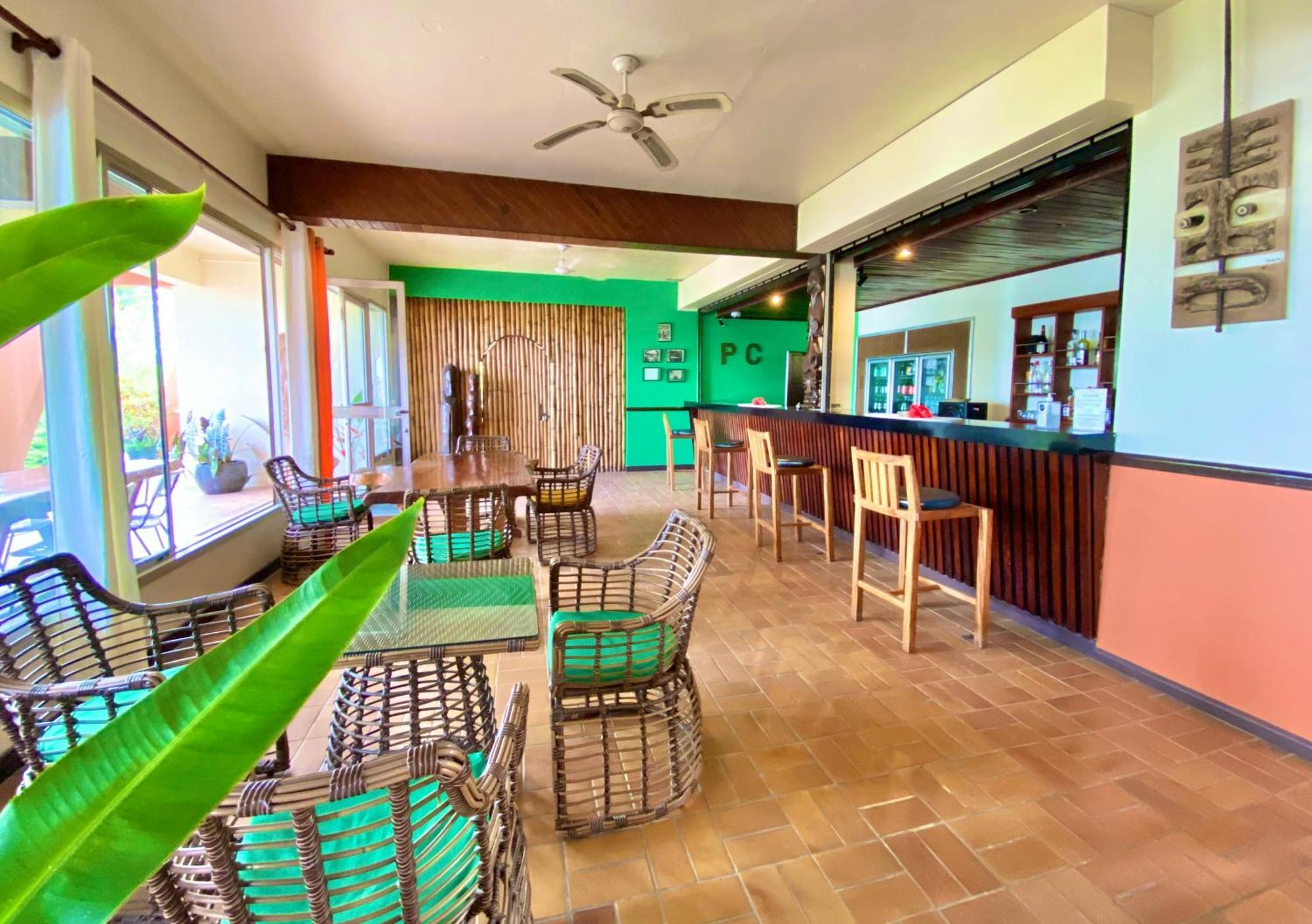 Hotel Santo Vanuatu Luganville Exterior photo